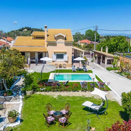 Willa Michael Kritika (Corfu)