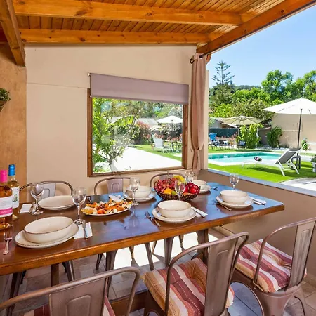 Michael * Kritika (Corfu)