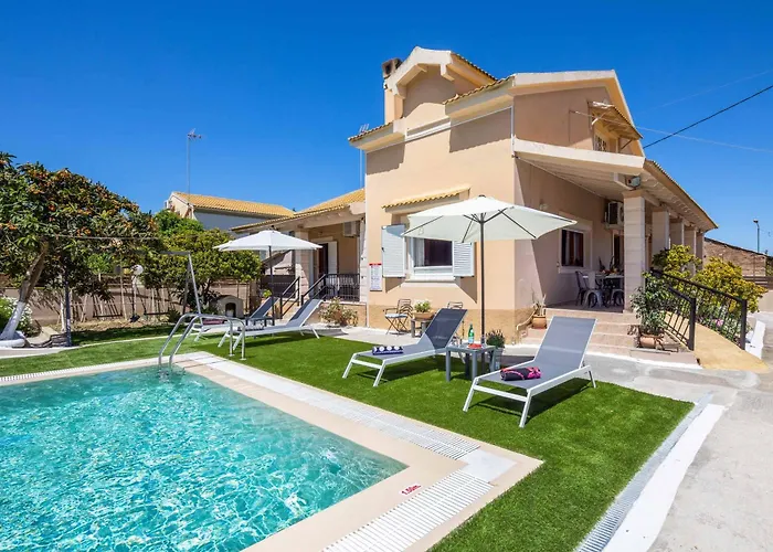 Michael * Kritika (Corfu)