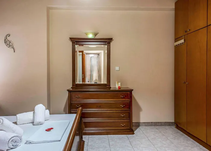 Michael Kritika (Corfu)