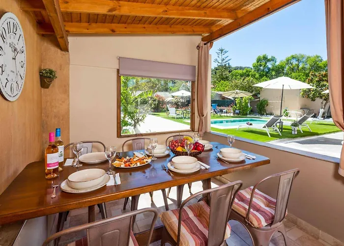 Michael * Kritika (Corfu)