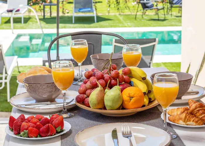 Michael Kritika (Corfu)